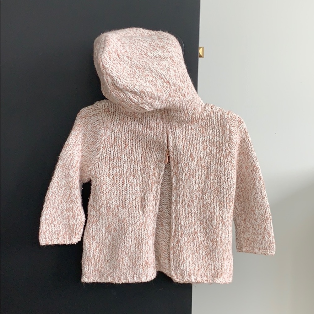 Back zip hoodie sweater